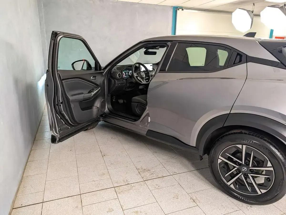 Usata Nissan Juke N-Connecta 114 CV (83 kW) 2025 Grigio SUV