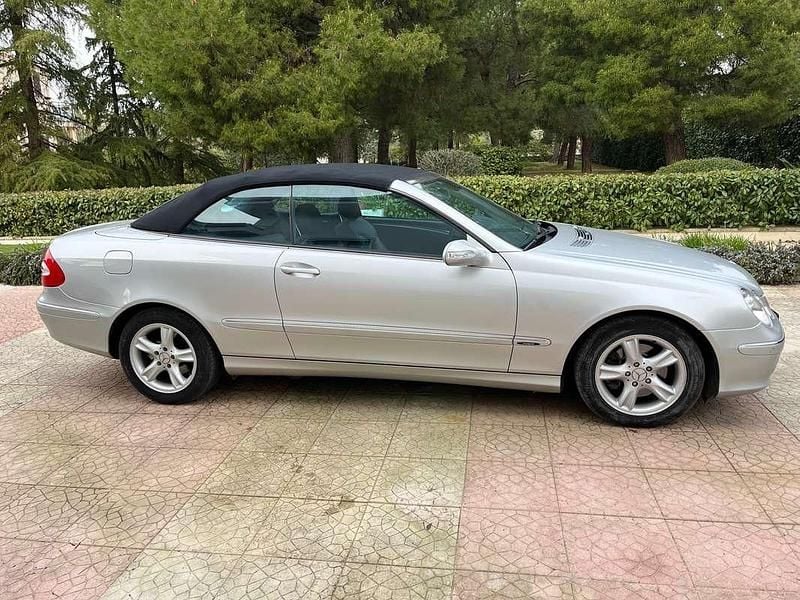 Occasion Mercedes CLK200 Avantgarde 136 ch (100 kW) 2003 Argent Cabriolet