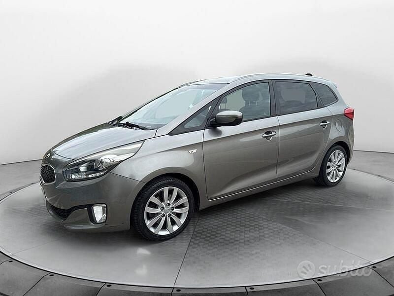 Usata Kia Carens 116 CV (85 kW) 2016 Beige Monovolume