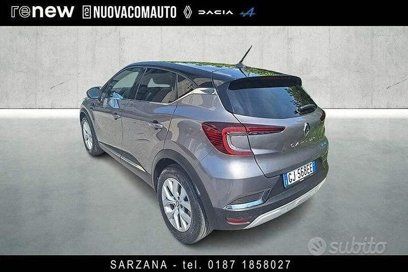 Usata Renault Captur Intens 145 CV (106 kW) 2022 Blusilver SUV