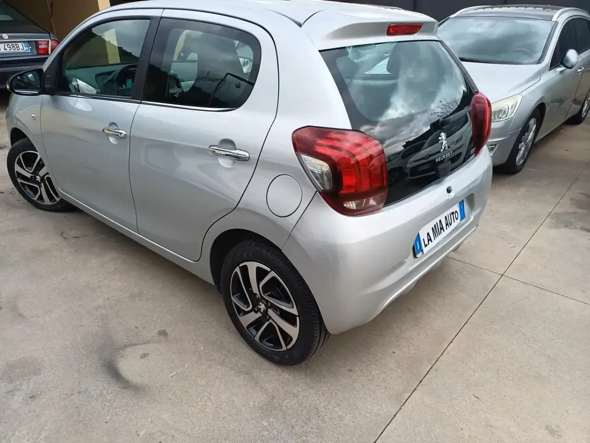 Usata Peugeot 108 Allure 69 CV (50 kW) 2019 Grigio Berlina