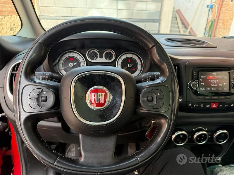 Rosso Usata 2015 Fiat 500L Monovolume | 6000 € - Immagine 1/4