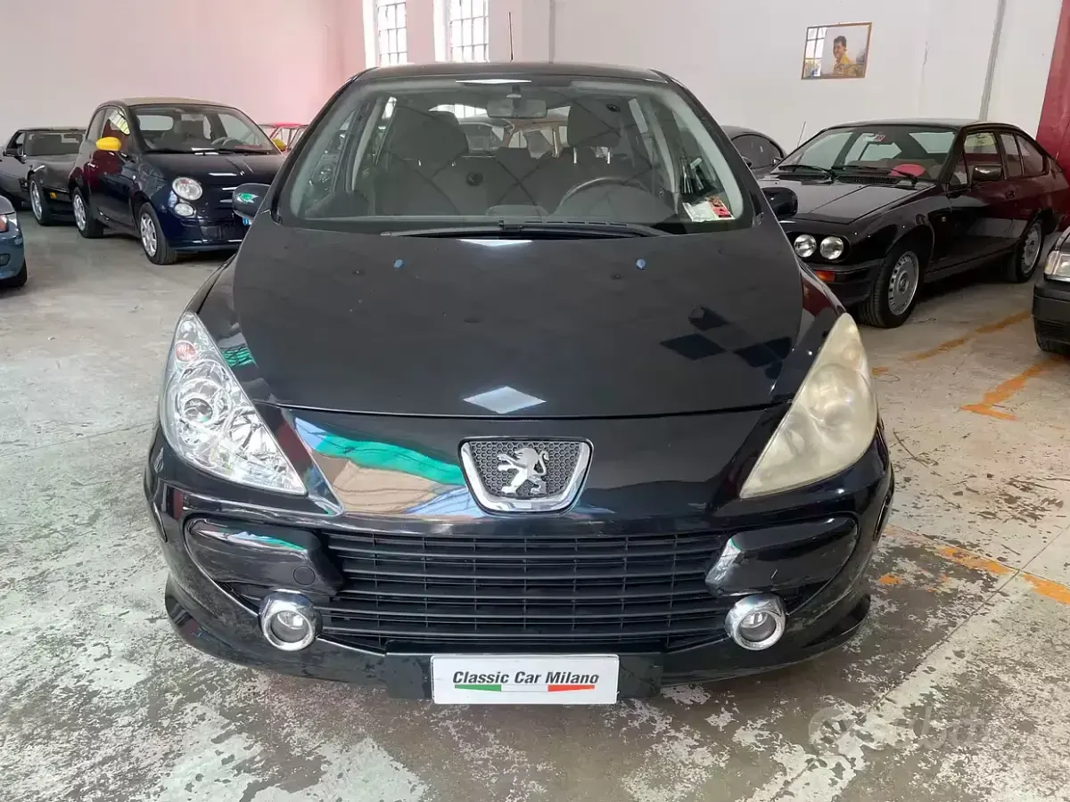 Usata Peugeot 307 109 CV (80 kW) 2006 Nero Berlina