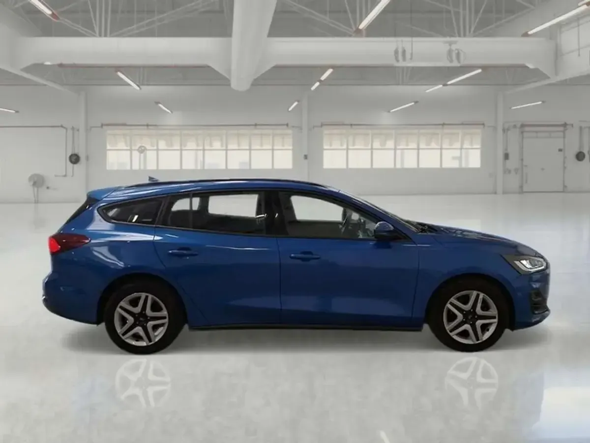 Usata Ford Focus Business Edition 120 CV (88 kW) 2022 Blu Station wagon