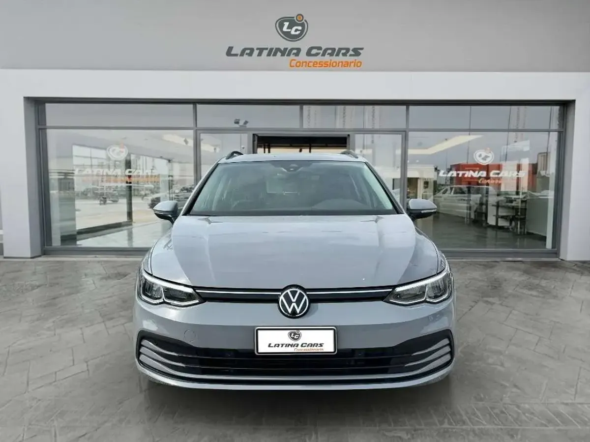 Usata VW Golf VIII Life 116 CV (85 kW) 2024 Other Station wagon