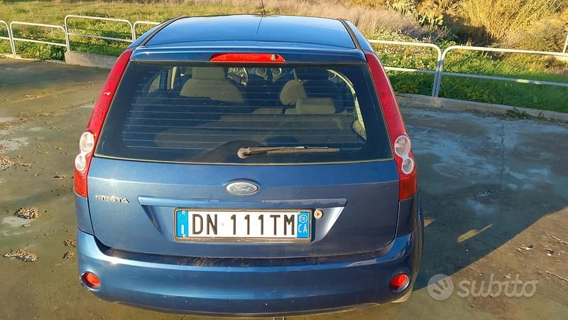 Usata Ford Fiesta 2008 Blu Berlina