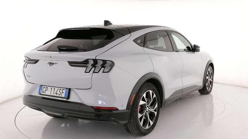 Usata Ford Mustang Mach-E Premium 124 kW (169 CV) 2023 Bianco SUV