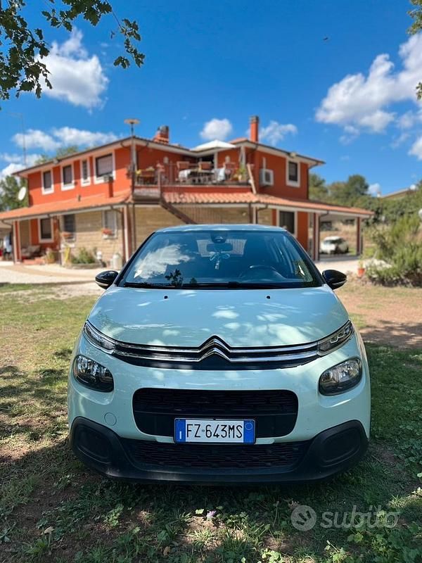 Usata Citroën C3 Feel 99 CV (72 kW) 2017 Verde Utilitaria