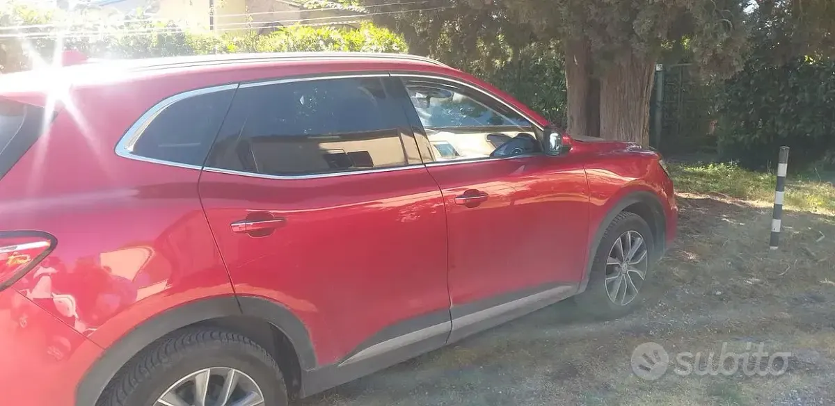 Usata MG HS 162 CV (119 kW) 2023 Rosso SUV