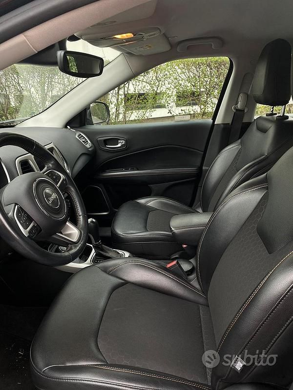 Usata Jeep Compass Longitude 140 CV (102 kW) 2017 Nero SUV