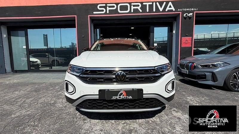 Usata VW T-Roc S 150 CV (110 kW) 2023 Bianco SUV
