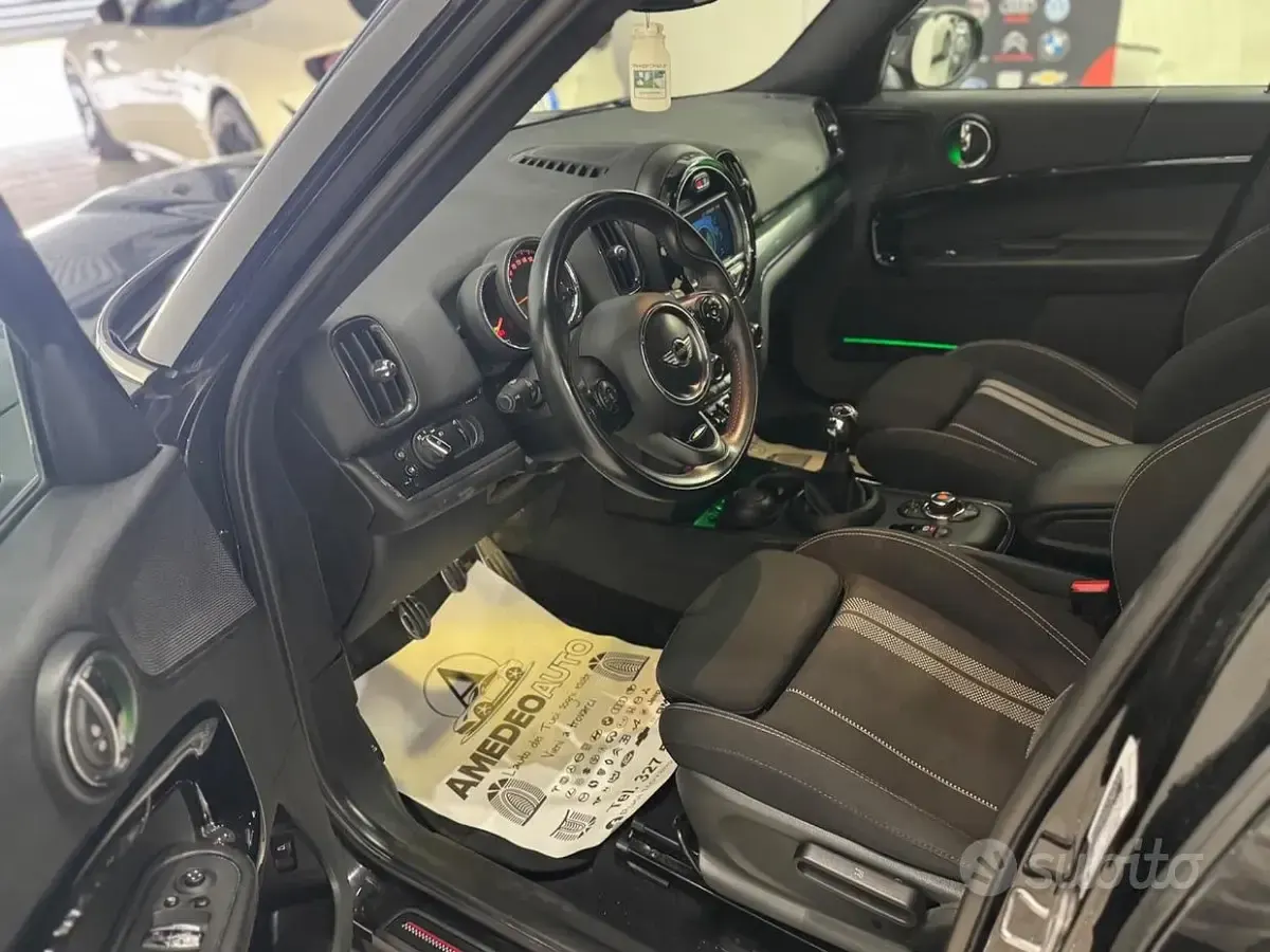 Usata Mini Cooper Countryman Business 150 CV (110 kW) 2018 Nero SUV