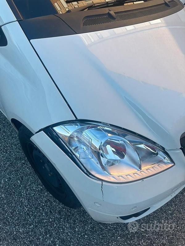 Usata Mercedes A160 95 CV (69 kW) 2012 Bianco Berlina