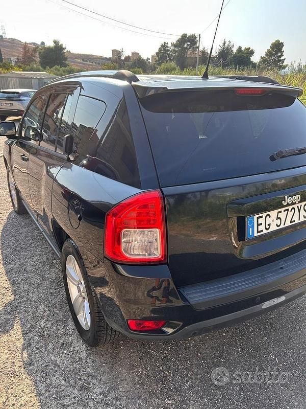 Usata Jeep Compass 163 CV (119 kW) 2011 Nero SUV