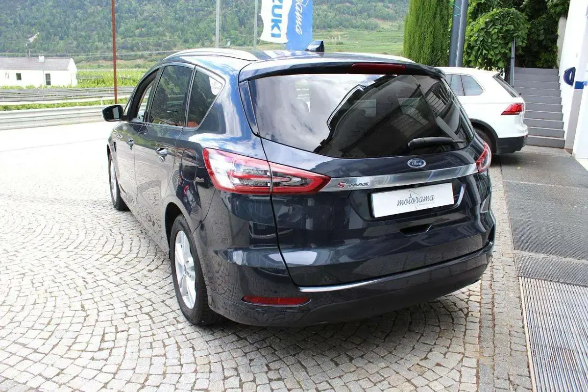 Usata Ford S-MAX Titanium 150 CV (110 kW) 2020 Grigio Monovolume