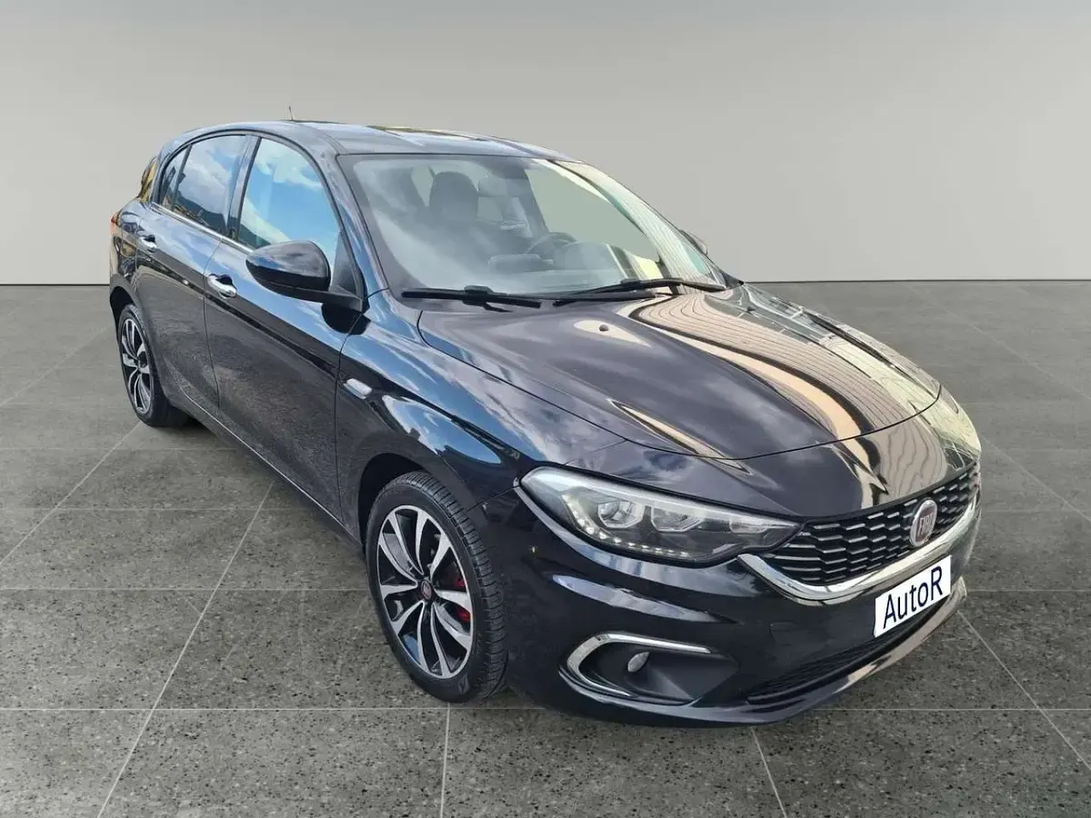 Usata Fiat Tipo Business 120 CV (88 kW) 2016 Nero Berlina