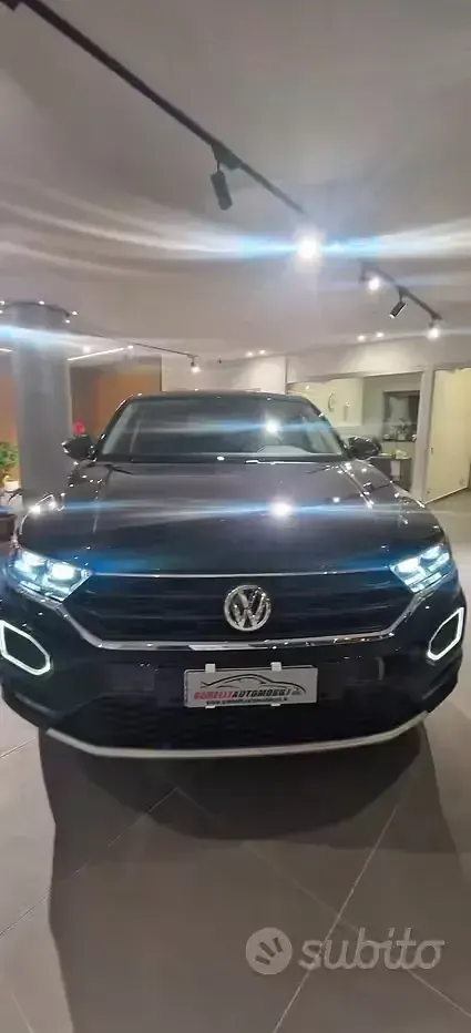 Usata VW T-Roc Advance 150 CV (110 kW) 2019 Nero SUV