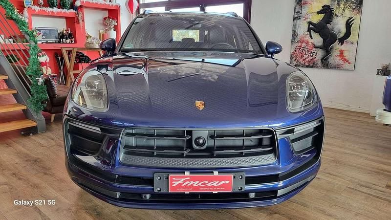 Usata Porsche Macan 265 CV (194 kW) 2023 Blu/azzurro SUV