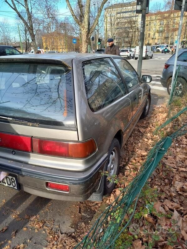 Usata Honda Civic 160 CV (117 kW) 1991 Grigio