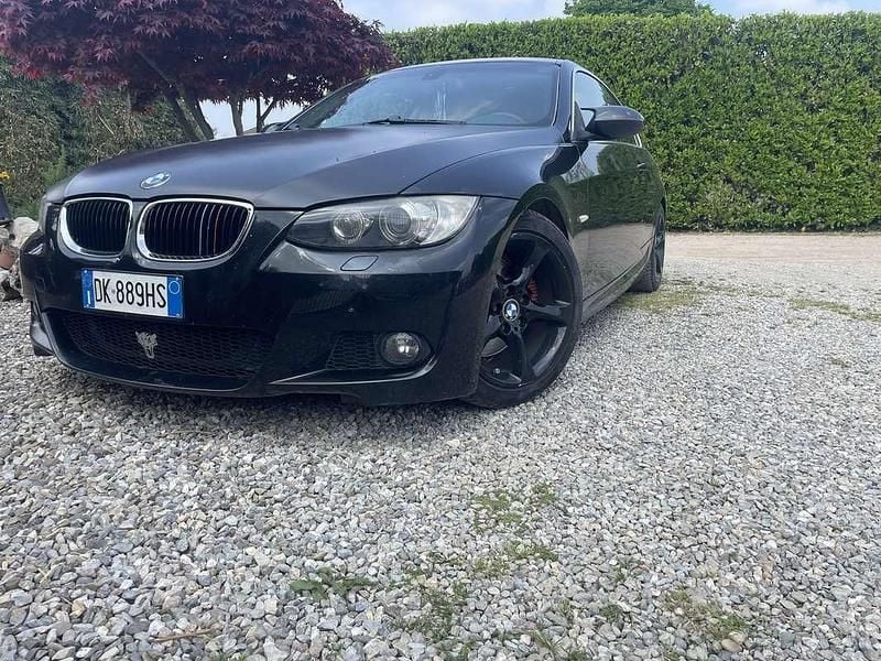Usata BMW 325 192 CV (141 kW) 2007 Coupé