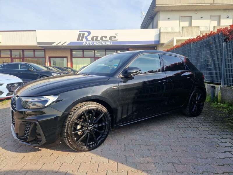 Nero Usata 2022 Audi A1 Sportback S-Line Due volumi | 25.900 € (Cara) - Immagine 1/4