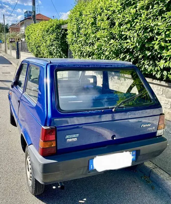 Usata Fiat Panda Young 39 CV (28 kW) 1999 Blu Berlina