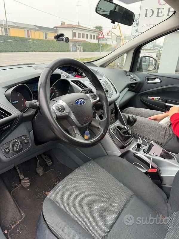 Usata Ford C-MAX 105 CV (77 kW) 2011 Grigio Monovolume