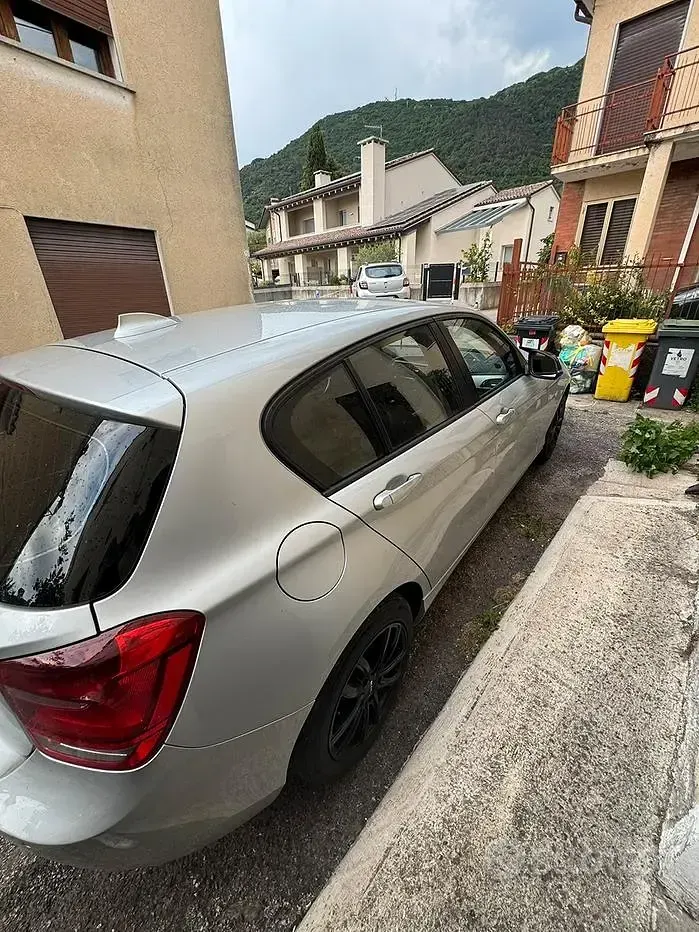 Usata BMW 116 136 CV (100 kW) 2012 Grigio Utilitaria
