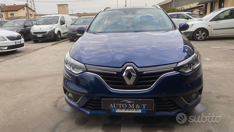 Usata Renault Mégane GrandTour Business 115 CV (84 kW) 2019 Blu Station wagon