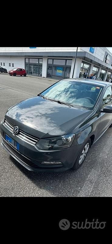 Usata VW Polo 85 CV (62 kW) 2015 Grigio Utilitaria