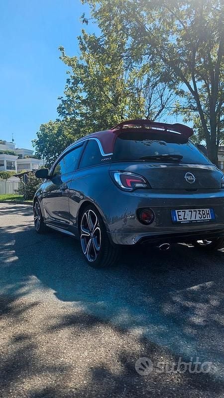 Usata Opel Adam S 150 CV (110 kW) 2015 Grigio Utilitaria