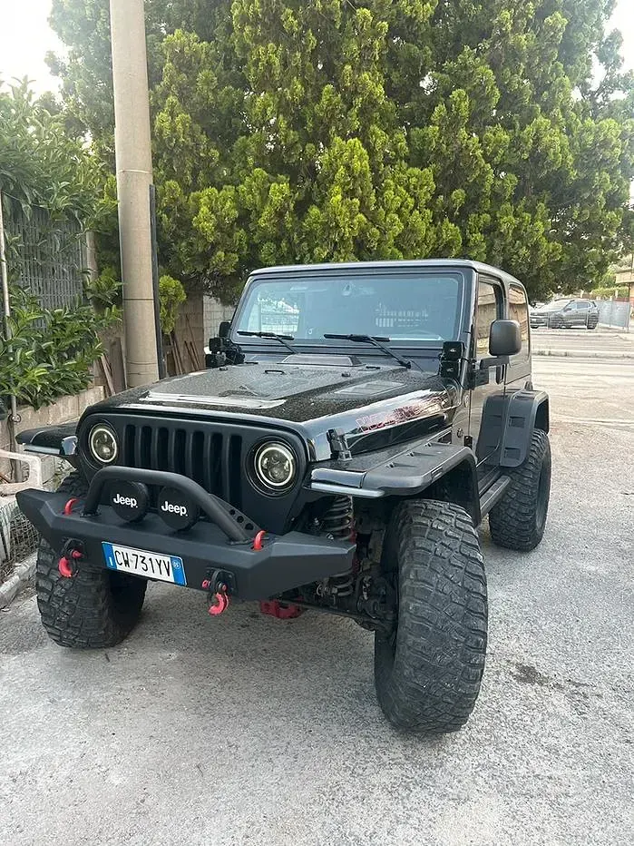 Usata Jeep Wrangler 177 CV (130 kW) 2005 Nero SUV