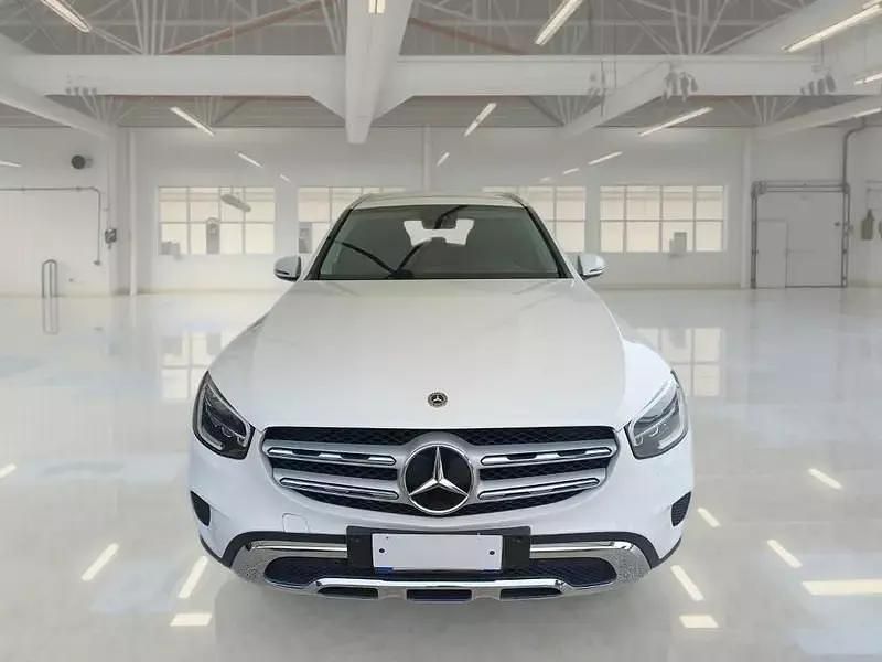 Usata Mercedes GLC300e Business 194 CV (142 kW) 2021 SUV