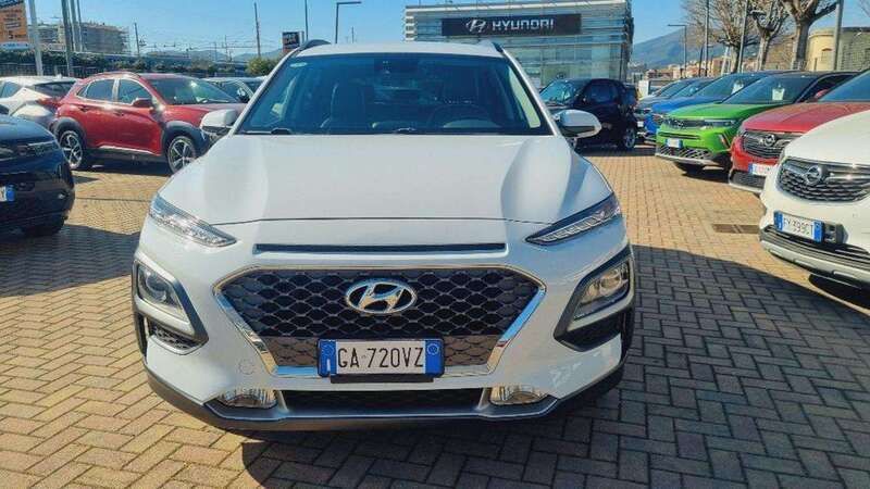 Usata Hyundai Kona XPrime 105 CV (77 kW) 2020 Bianco SUV