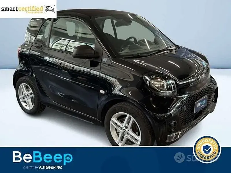 Usata Smart ForTwo Electric Drive Pure 59 kW (81 CV) 2023 Nero Berlina