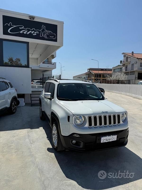 Usata Jeep Renegade Limited 140 CV (102 kW) 2016 Bianco SUV