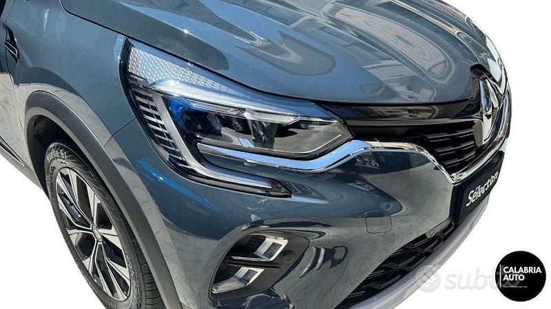 Occasion Renault Captur Techno 145 ch (106 kW) 2023 Bleue SUV