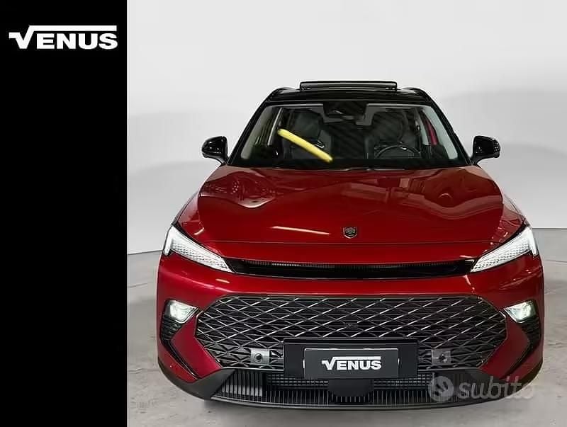 Usata Tiger Six 167 CV (122 kW) 2025 Rosso SUV