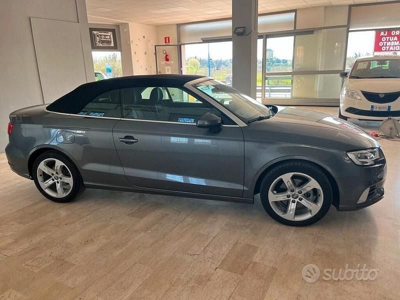 Usata Audi A3 Cabriolet Sport 116 CV (85 kW) 2018 Grigio Cabrio