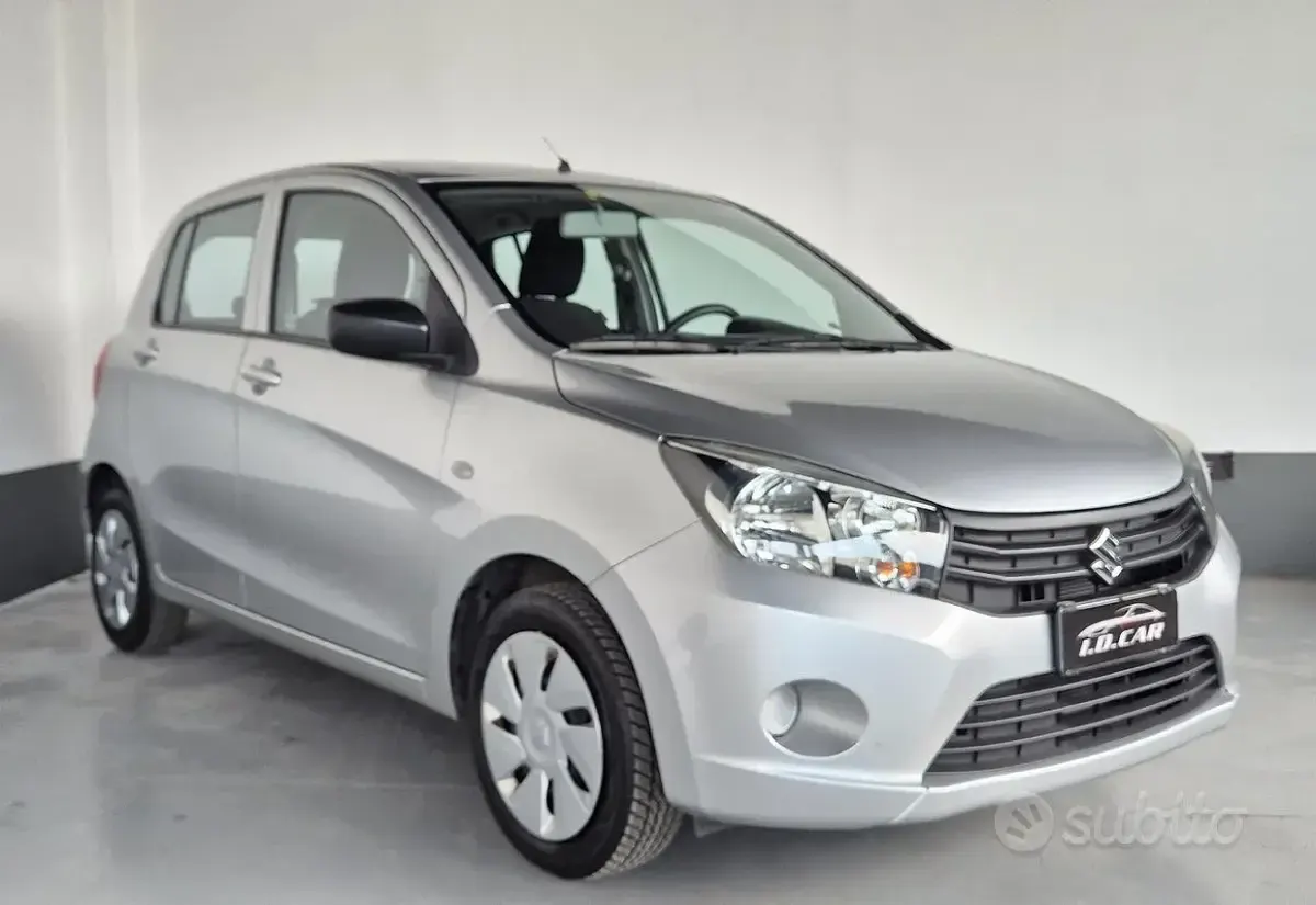 Usata Suzuki Celerio 68 CV (50 kW) 2015 Grigio Utilitaria