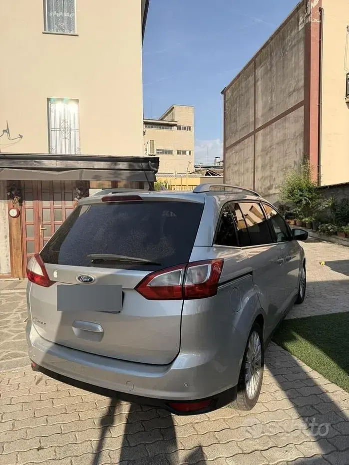 Usata Ford Grand C-Max Titanium 116 CV (85 kW) 2011 Grigio Monovolume