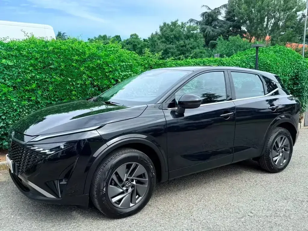 Usata Nissan Qashqai Acenta 140 CV (102 kW) 2025 Nero SUV