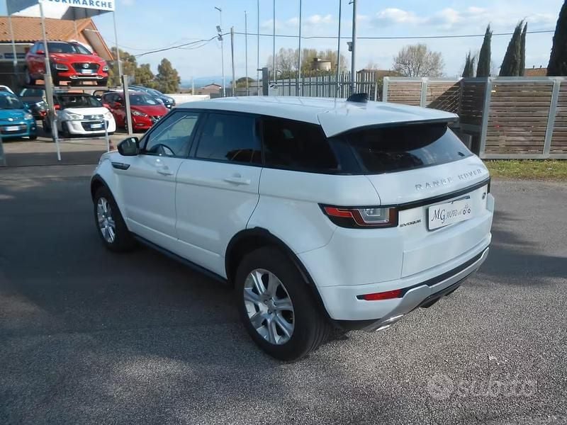 Usado Land Rover Range Rover evoque HSE 150 HP (110 kW) 2018 Branco SUV