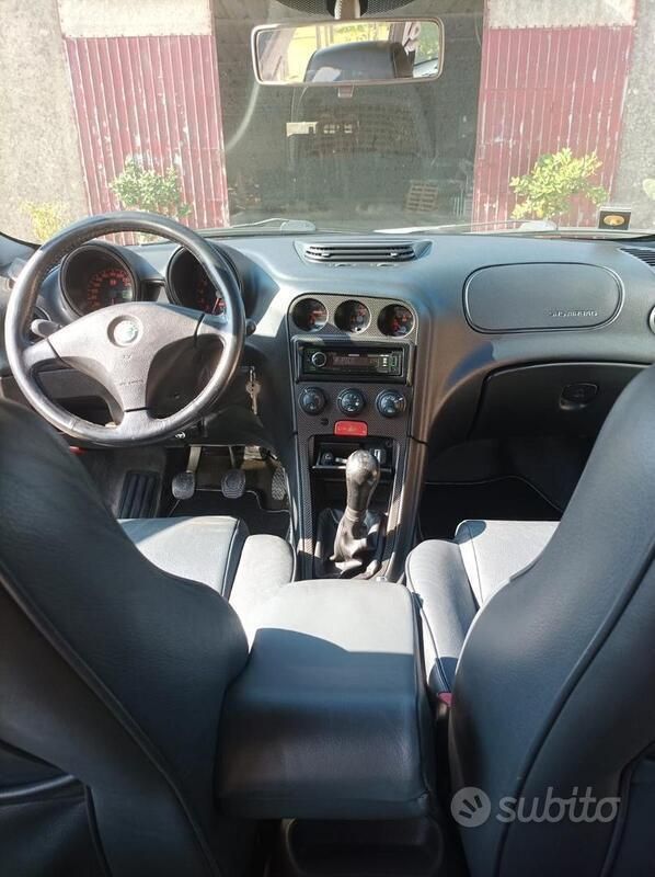 Usata Alfa Romeo 156 Distinctive 140 CV (102 kW) 2001 Blu/azzurro Station wagon