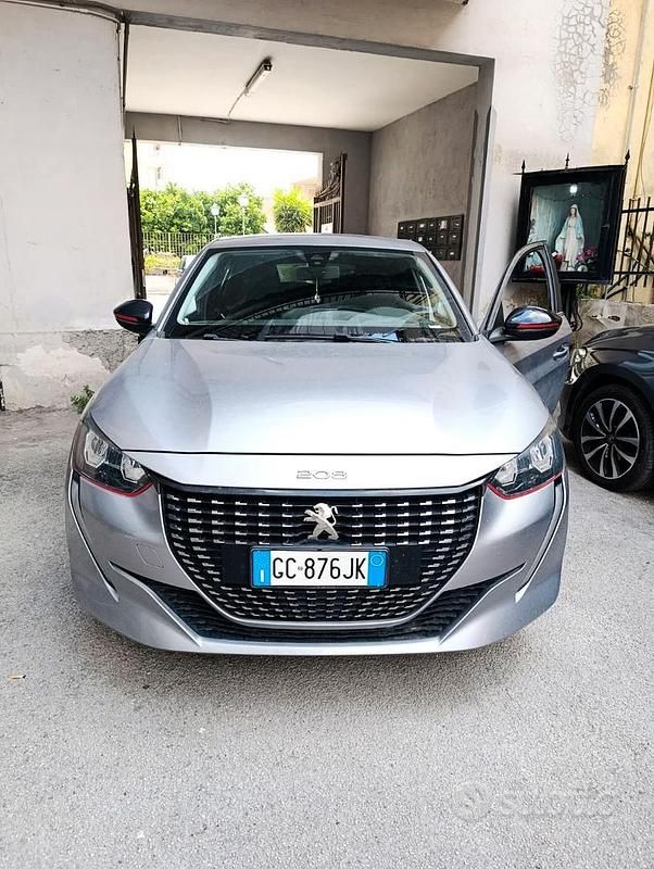 Usata Peugeot 208 82 CV (60 kW) 2020 Grigio Utilitaria
