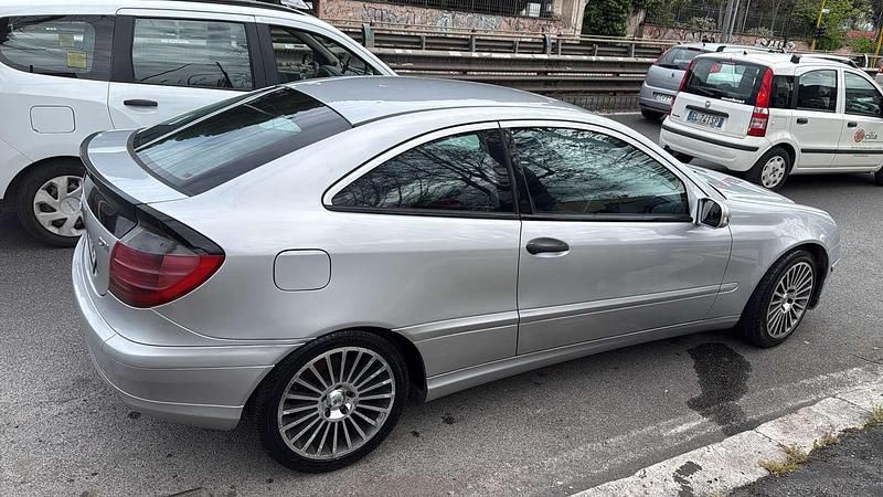 Occasion Mercedes C220 143 ch (105 kW) 2001 Coupé