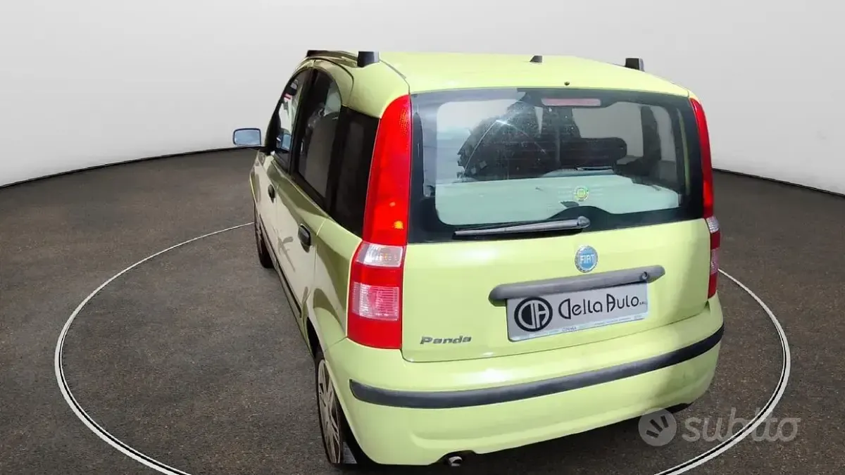 Usata Fiat Panda Emotion 60 CV (44 kW) 2004 Giallo Utilitaria