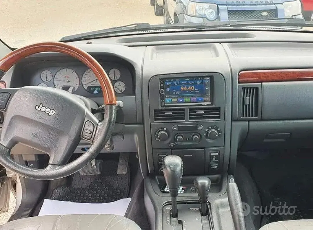 Usata Jeep Grand Cherokee Overland 163 CV (119 kW) 2004 Argento SUV