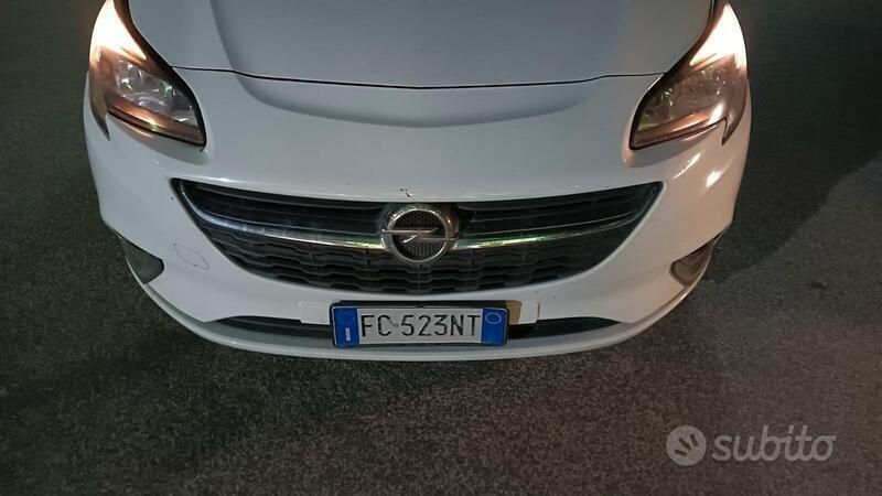 Usata Opel Corsa 75 CV (55 kW) 2016 Bianco Coupé