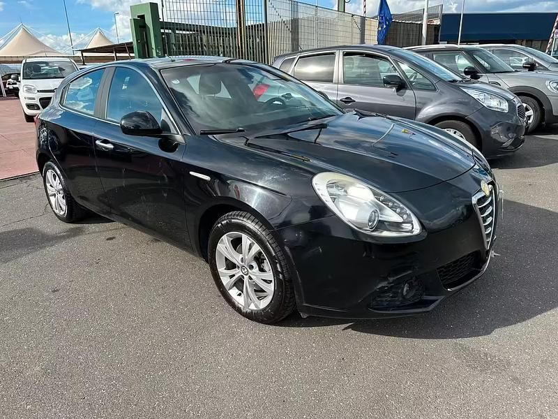 Usata Alfa Romeo Giulietta Progression 140 CV (102 kW) 2013 Nero Utilitaria